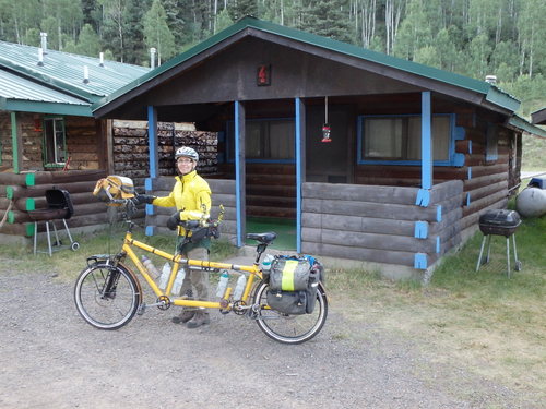 GDMBR: The Bee is ready. We stayed at the Rocky Mountain Lodge (cabins).